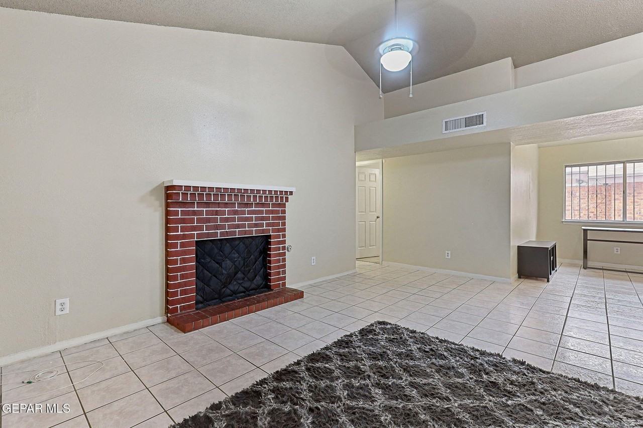 10948 Casey Stengel Pl - Photo 7 of 33