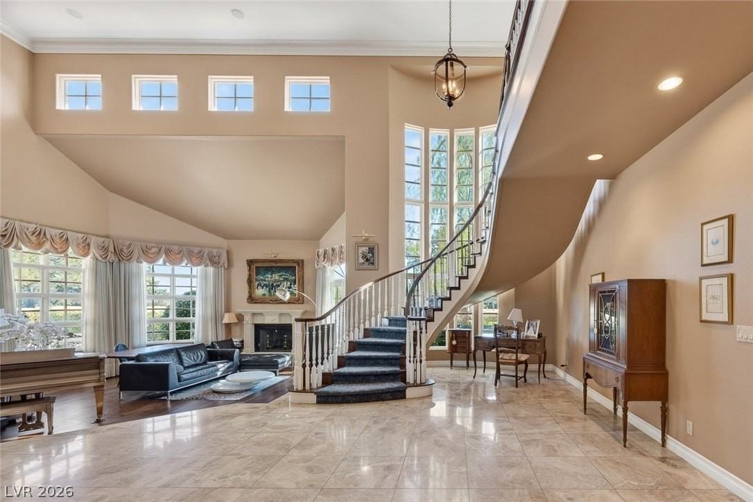 22 Burning Tree Ct - Photo 5 of 32