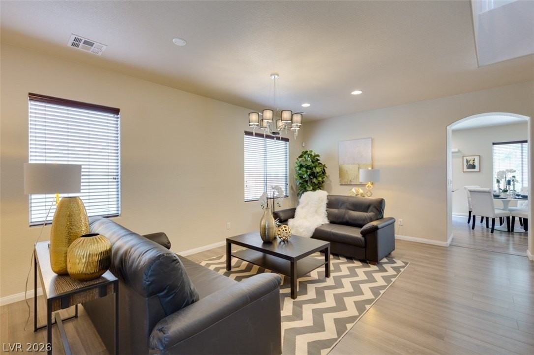 3305 Umbria Gardens Ave - Photo 2 of 31