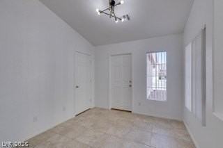 7550 Slipstream St - Photo 5 of 39