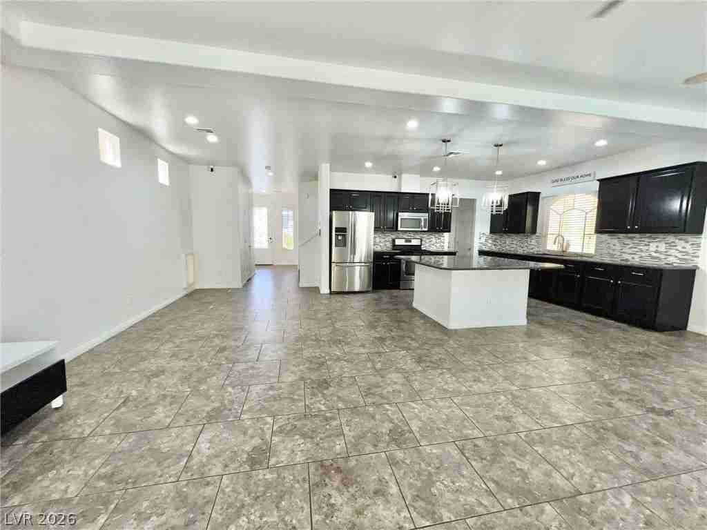 8412 Golden Amber St - Photo 6 of 32