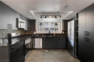 featured image of 2871 Calle Del Oro