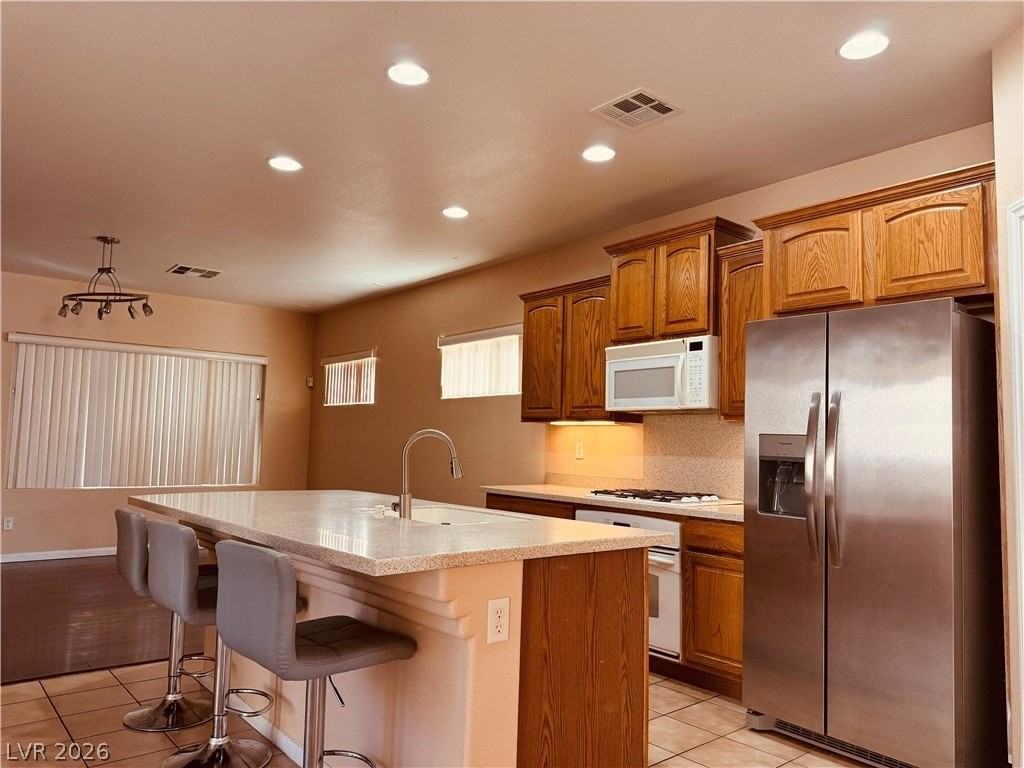 10491 Miners Gulch Ave - Photo 3 of 16