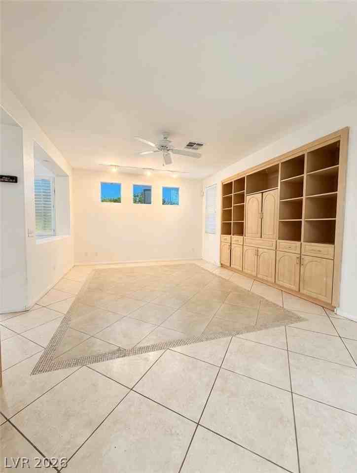 9534 Creswell Ct #NA - Photo 2 of 8
