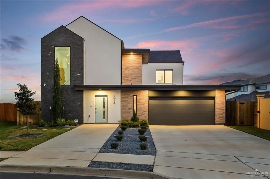 1912 Silverton Cir