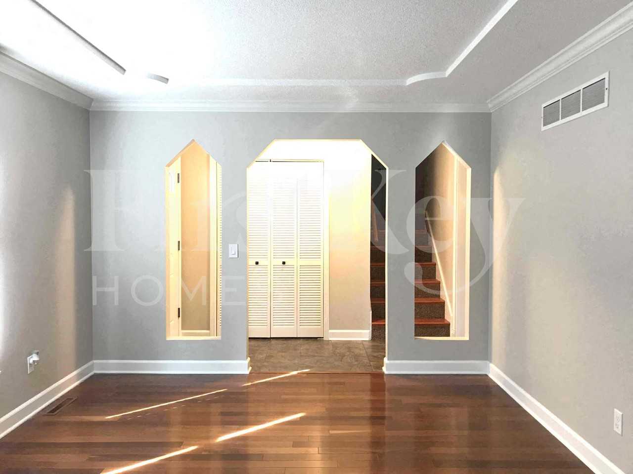 14805 S Wyandotte Dr - Photo 4 of 22