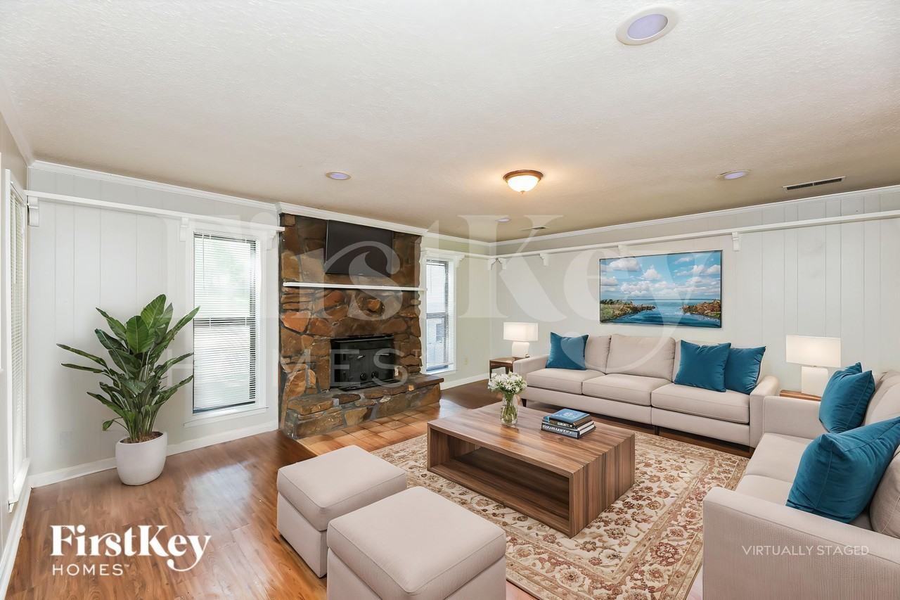 1451 Sandy Stone Ln - Photo 4 of 19