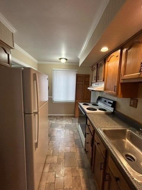 24235 Lexington Ave - Photo 3 of 16