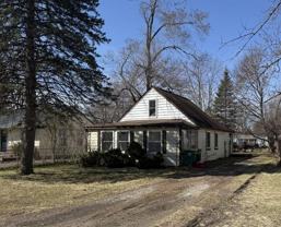 633 Bagley Ave - Photo 1 of 1