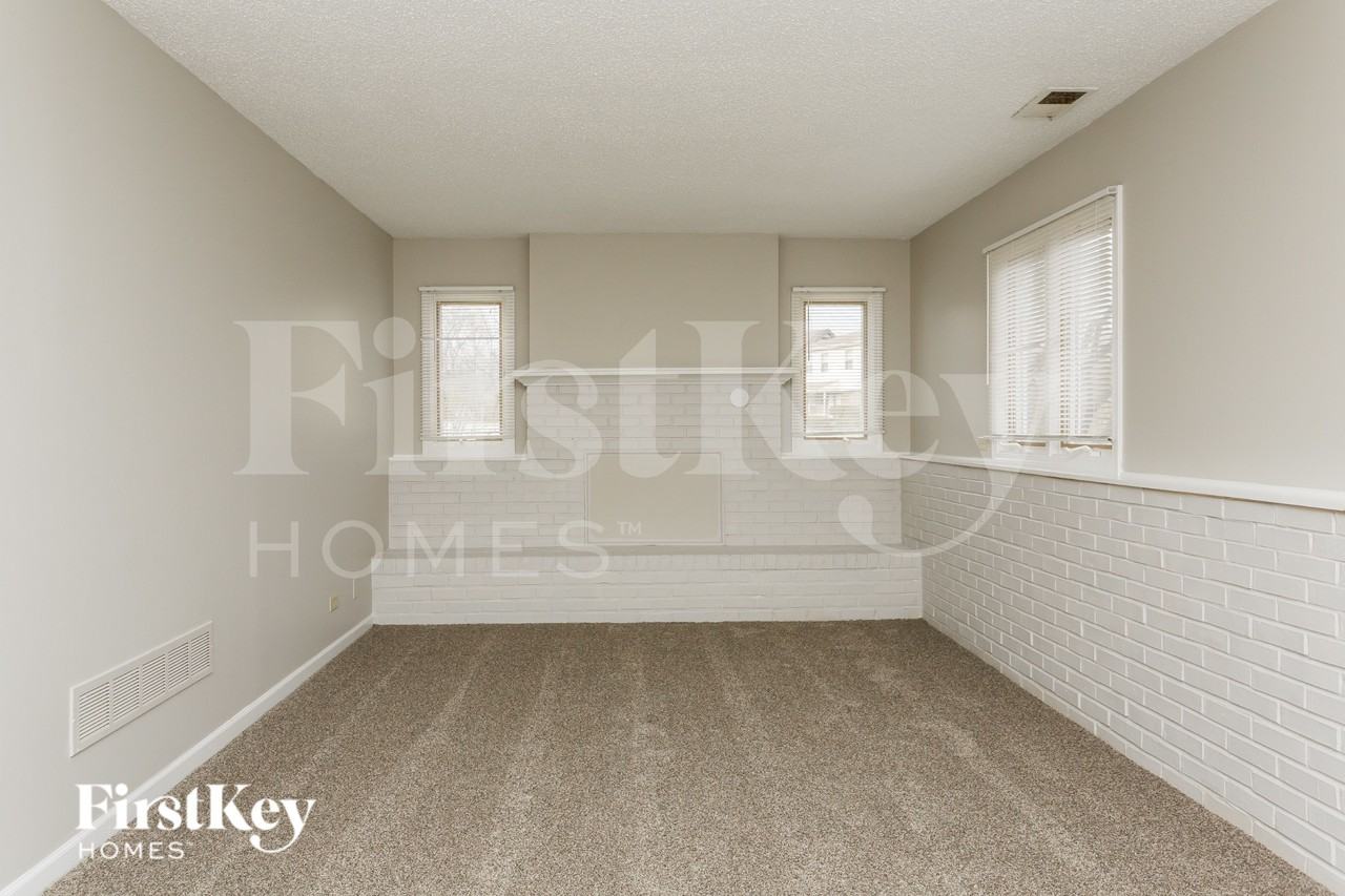 1220 Lehnertz Cir - Photo 6 of 16