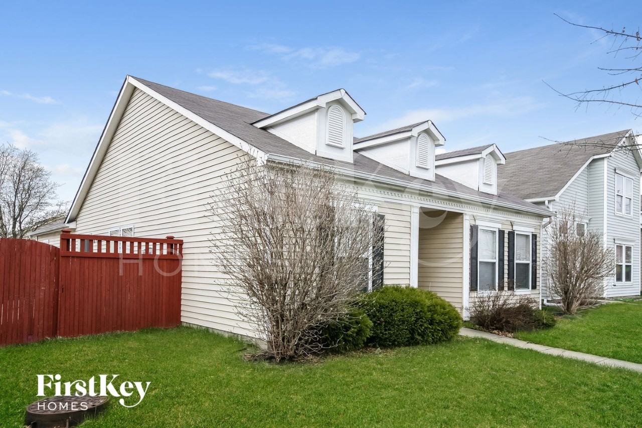 12168 Lindley Dr - Photo 2 of 15