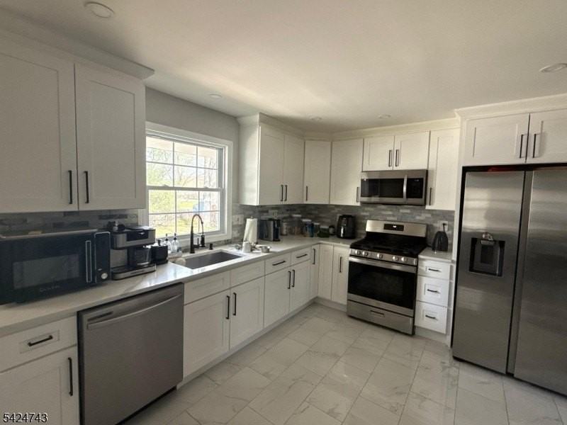8 Wilcox Ave - Photo 7 of 24