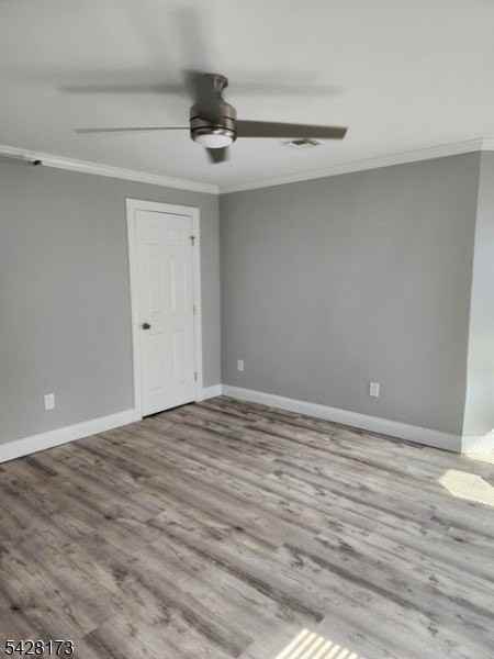 145 W Clinton St - Photo 3 of 11