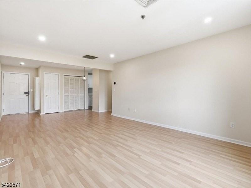 65 Fairview St #3D - Photo 5 of 13