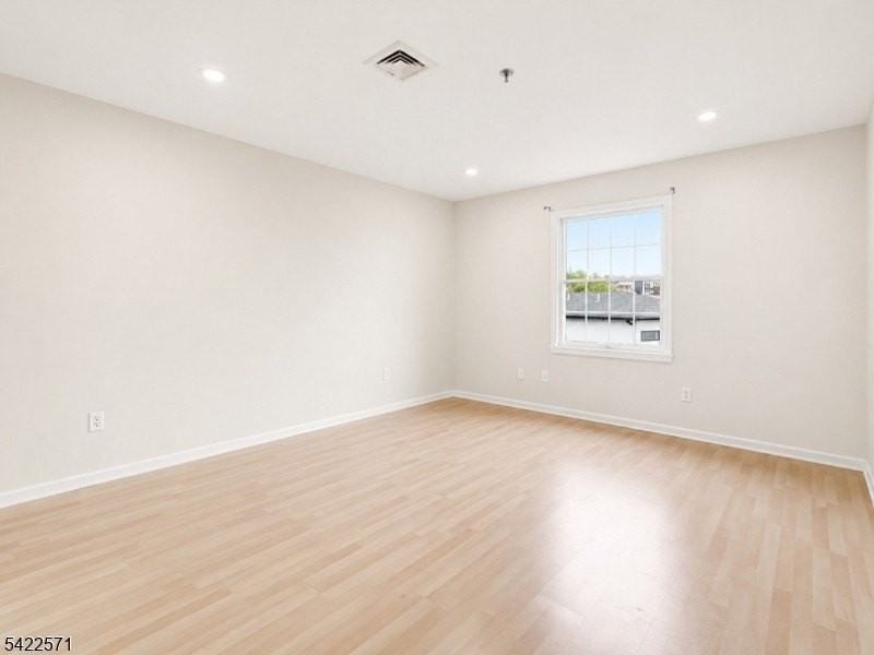 65 Fairview St #3D - Photo 6 of 13