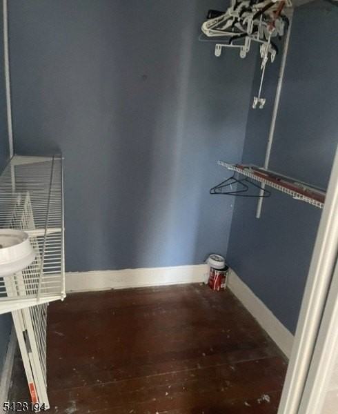 381 Alden St #2nd - Photo 5 of 8