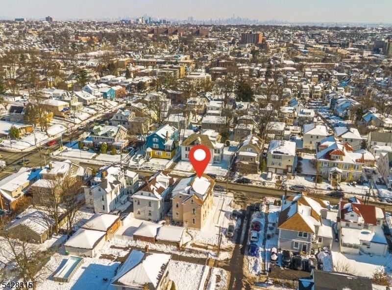 977 Sanford Ave #1 - Photo 4 of 16