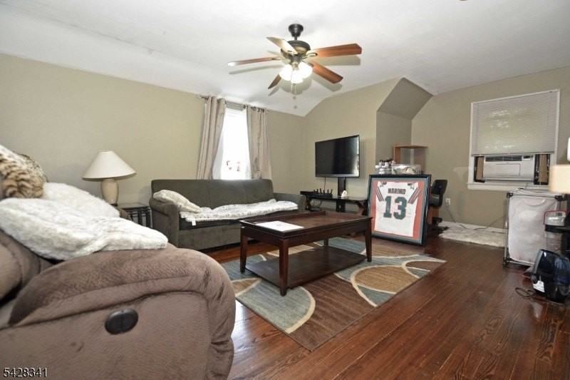 176 Harding Pl #2 - Photo 2 of 17