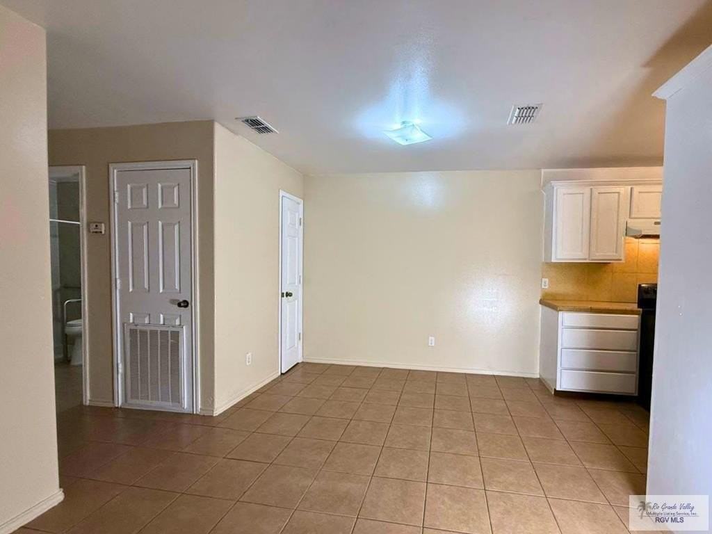 5774 Paso Real Dr #B - Photo 6 of 14