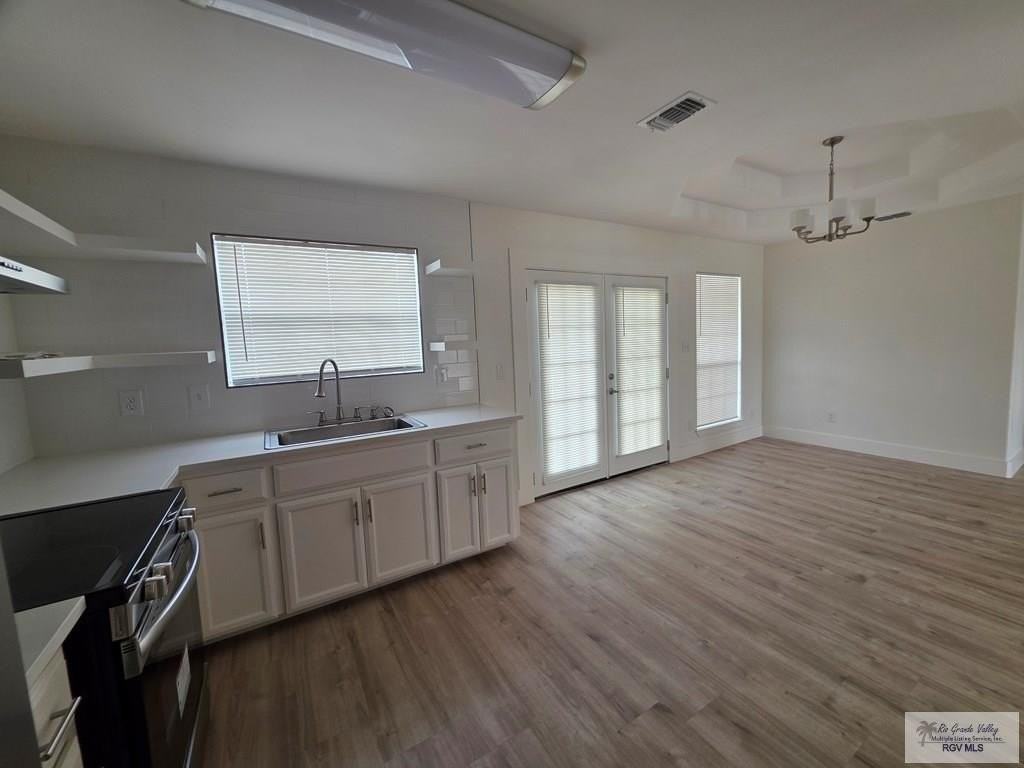 6919 Blue Spruce St - Photo 6 of 22