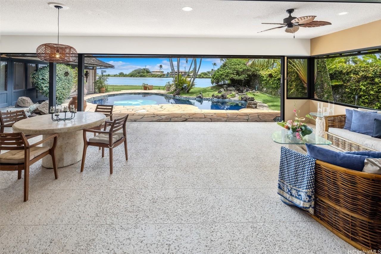 5949 Kalanianaole Hwy - Photo 4 of 23