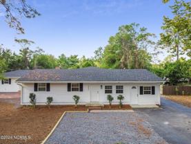 852 N May St - Photo 1 of 1