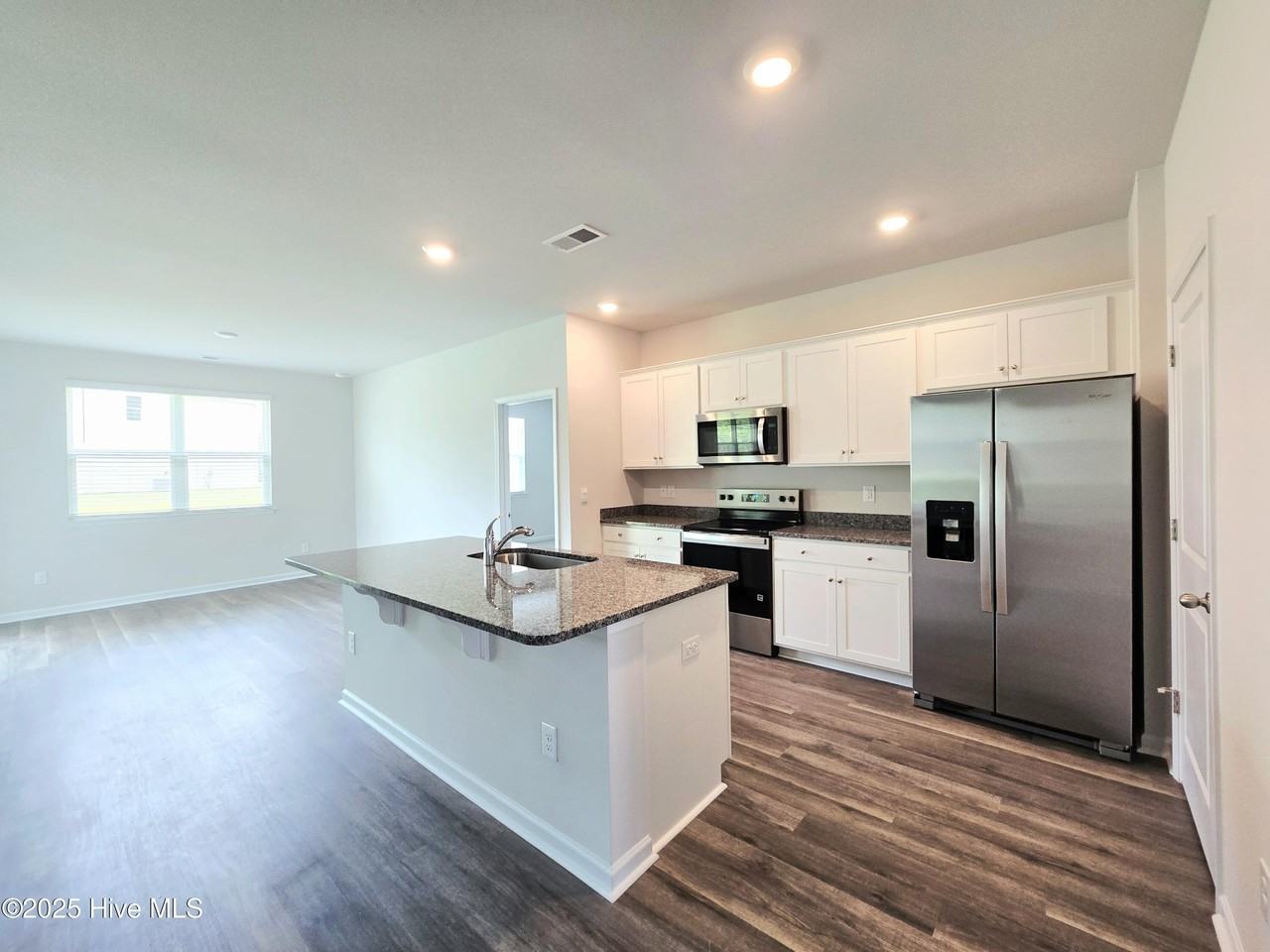 4277 Bright Blossom Way Se - Photo 5 of 17