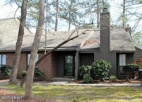 featured image of 904 Persimmon Pl