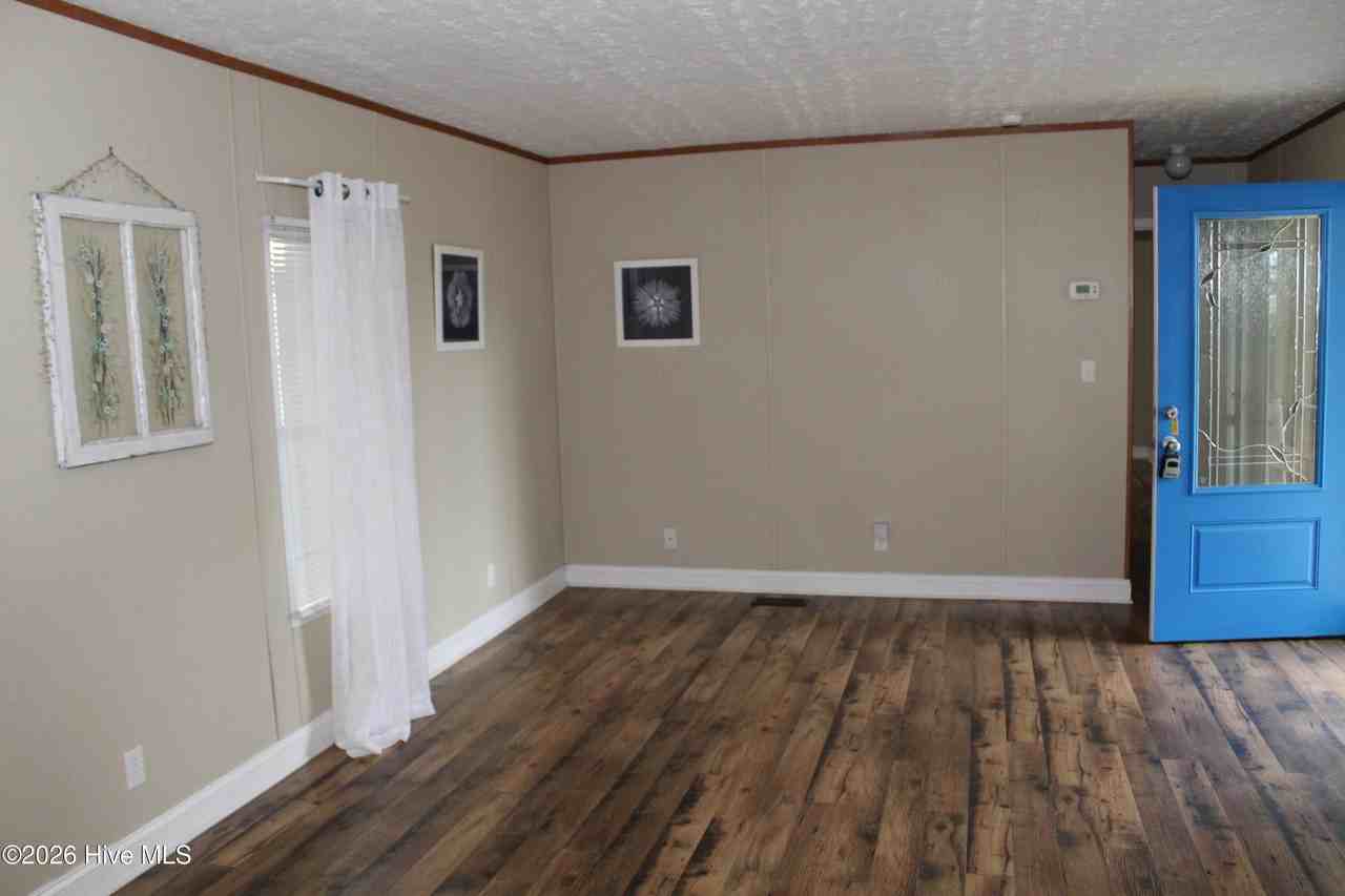 2287 Bayshore Dr Sw - Photo 5 of 19