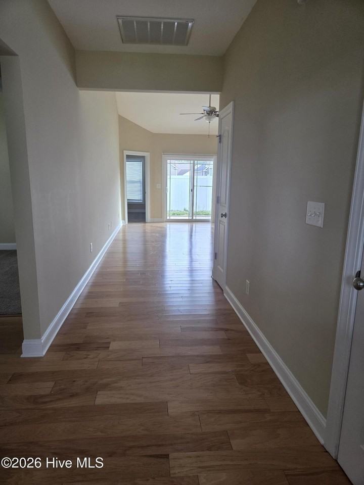 1921 Chavis Ct - Photo 4 of 18