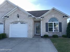 featured image of 2005 Croyden Cir #B