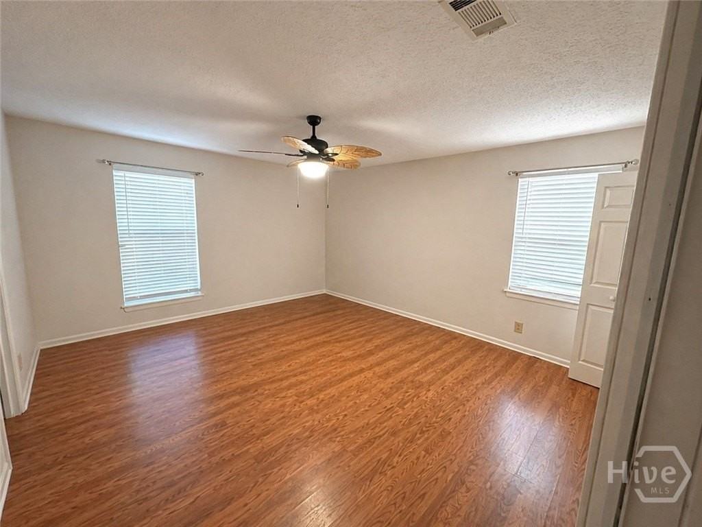 10708 Egmont Rd - Photo 7 of 24