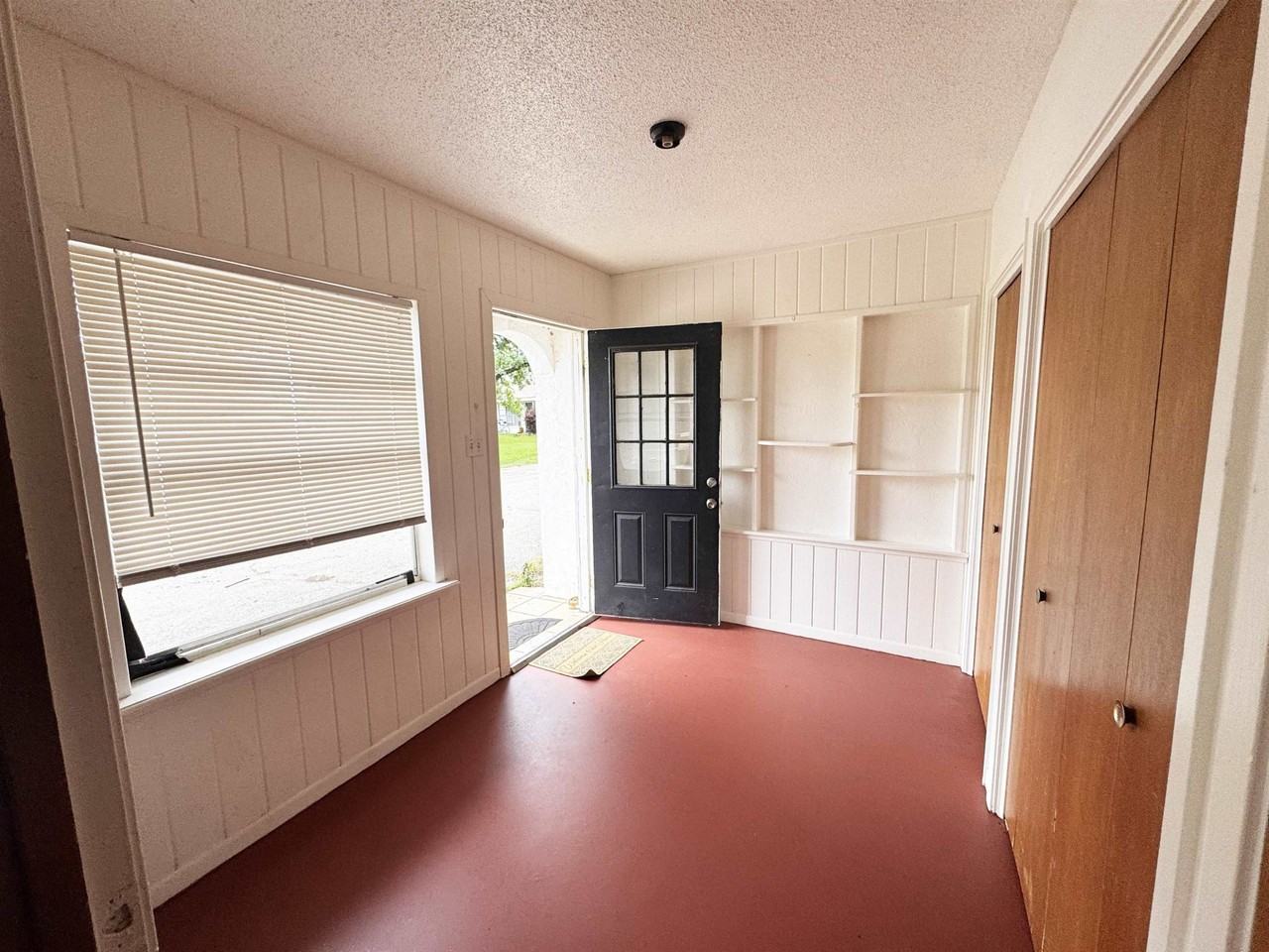 132 Lake Breeze Dr - Photo 6 of 27