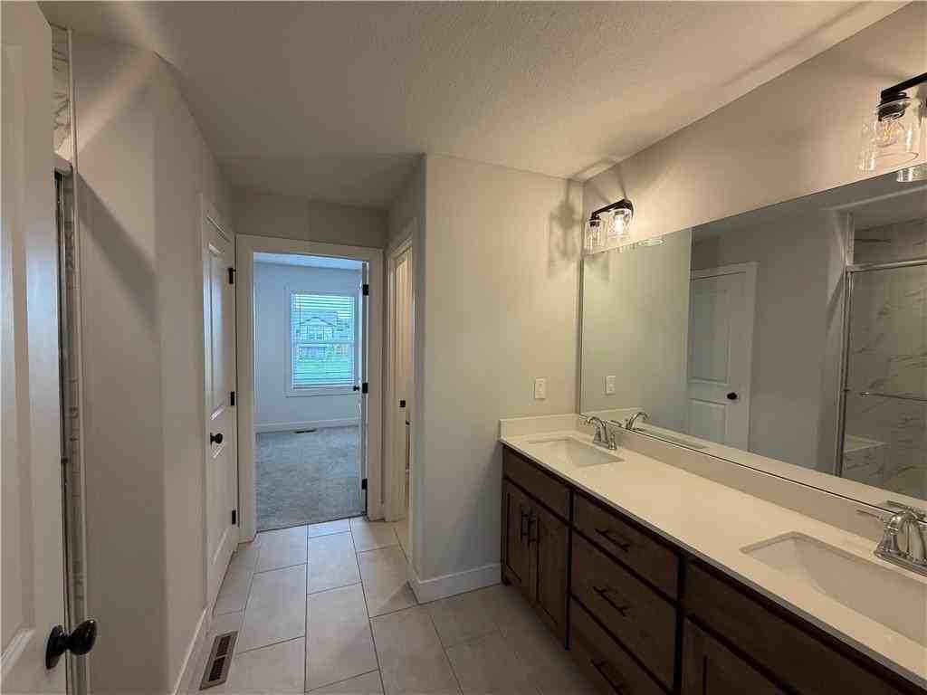 1209 Nw 3rd St - Photo 4 of 20