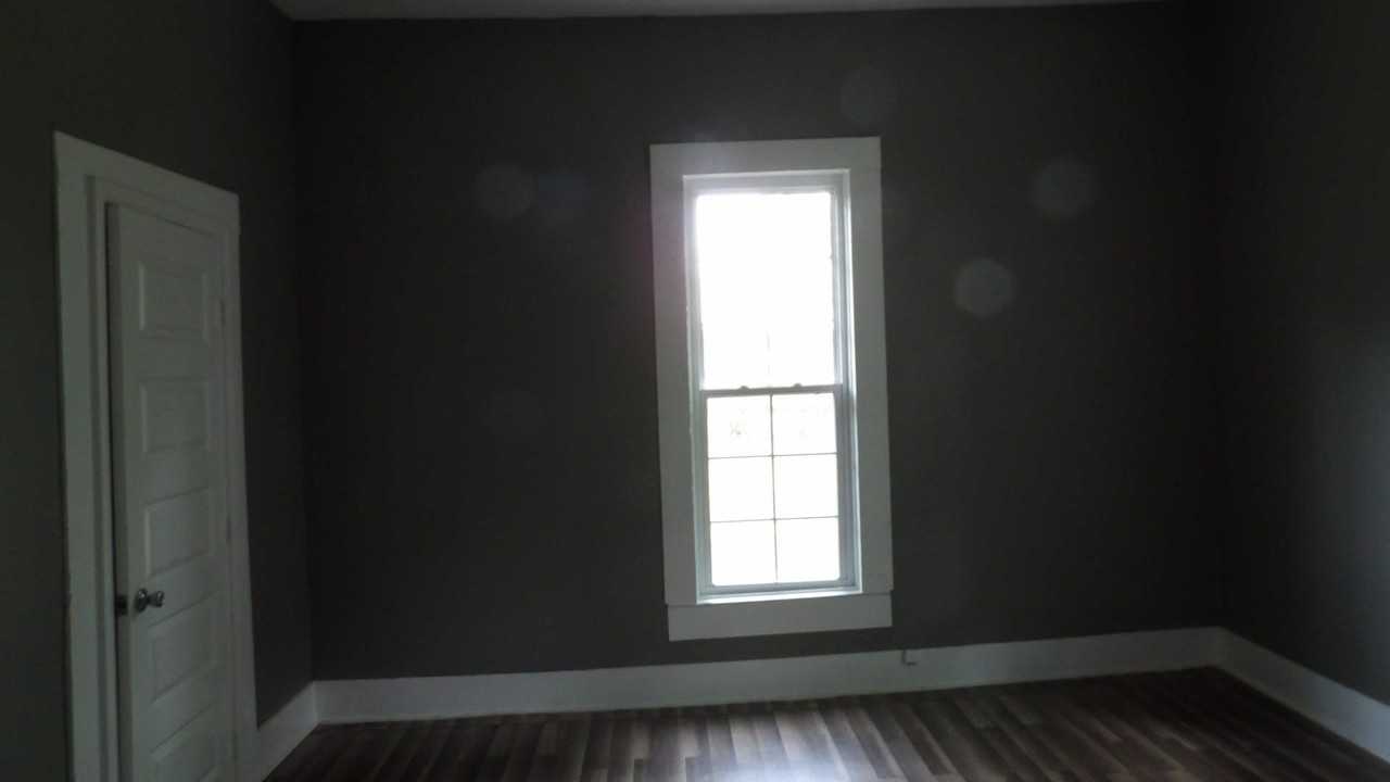 115 Ryan Dr - Photo 6 of 13