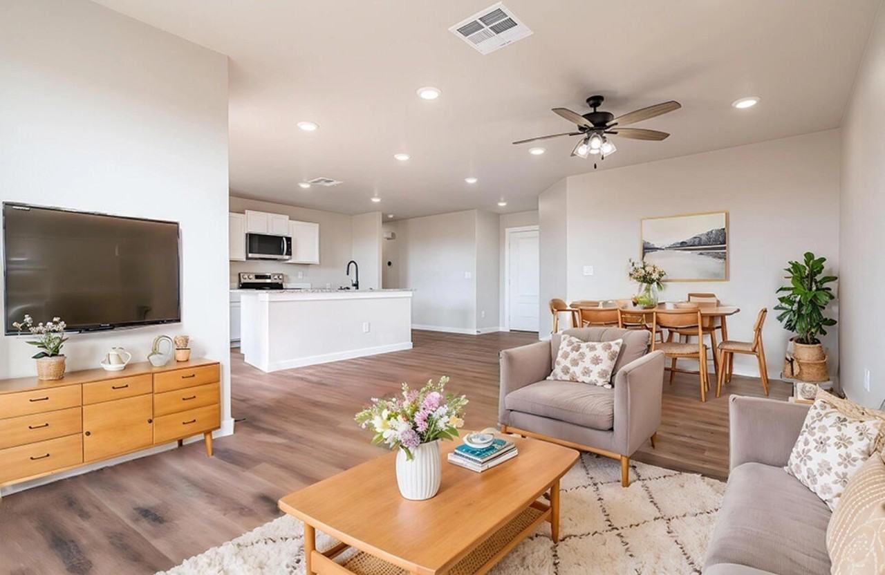 2304 Corpus Ave - Photo 5 of 8