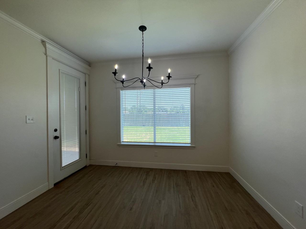 1703 Quincy Ave - Photo 6 of 25