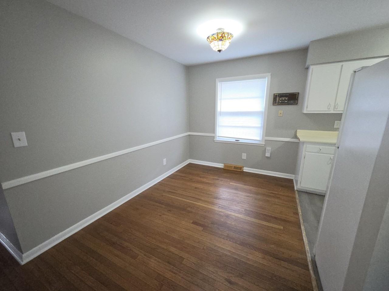 2144 Tamarack Dr - Photo 3 of 11