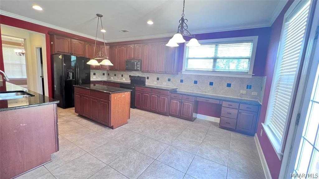 9207 Albury Ct - Photo 6 of 22