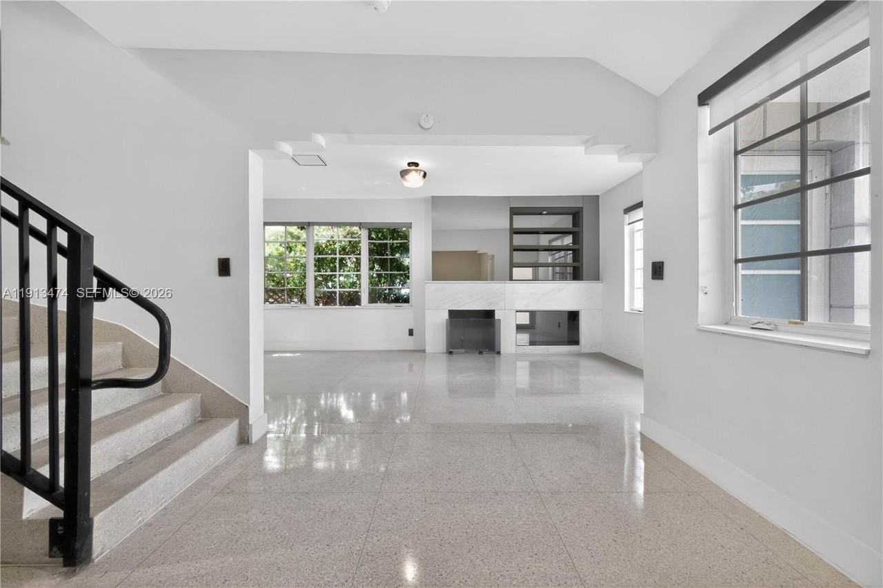 1601 Jefferson Ave #TH - Photo 7 of 44
