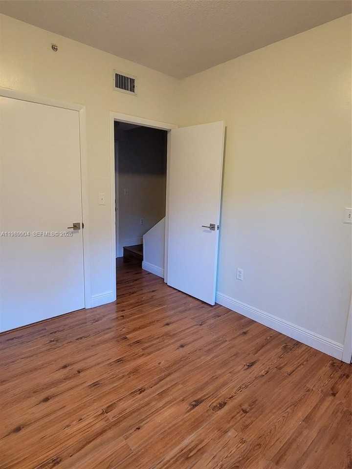 1611 Sw 2nd Ct #A103 - Photo 3 of 10