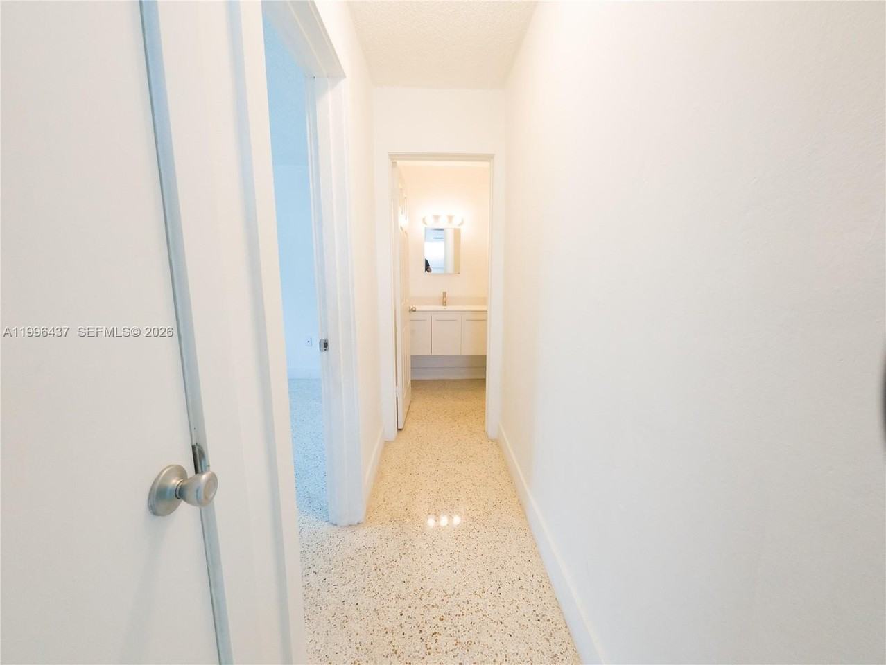 3050 Nw 21st Ave #9 - Photo 5 of 11