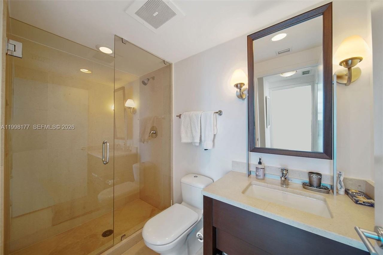6899 Collins Ave #1905 - Photo 7 of 30
