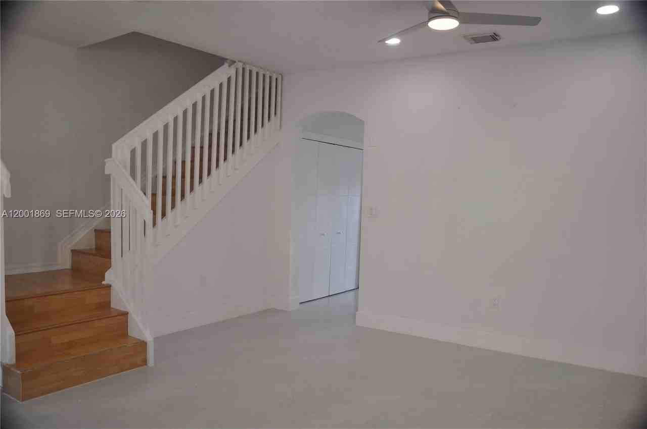 8261 Nw 107th Ct #5-10 - Photo 5 of 29