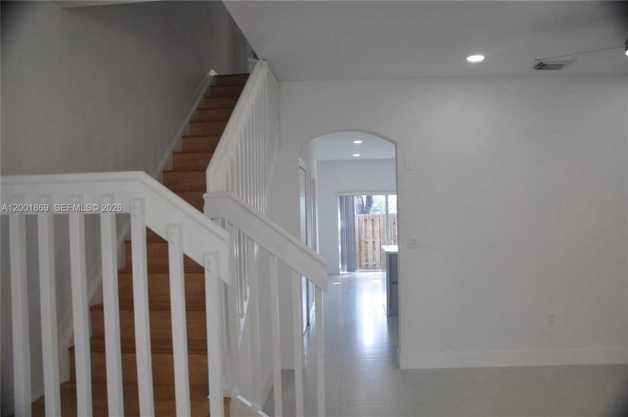 8261 Nw 107th Ct #5-10 - Photo 6 of 29