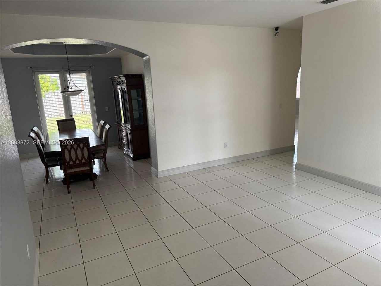 17460 Nw 89th Ave - Photo 4 of 25