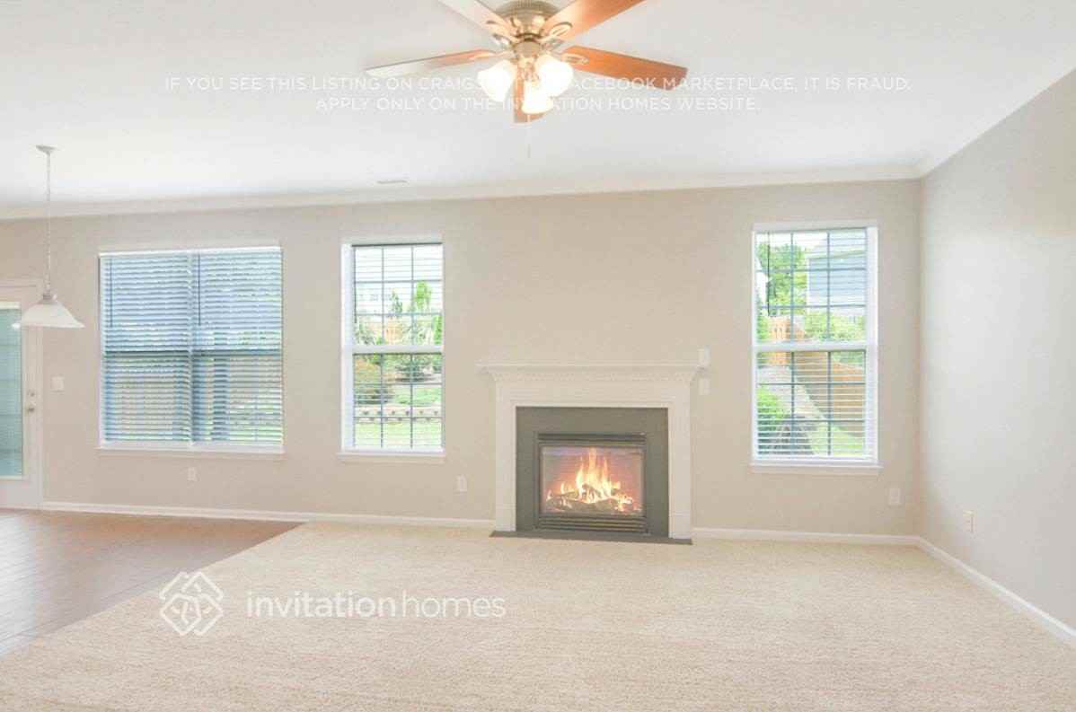 12428 Kendall Ridge Ct - Photo 4 of 30