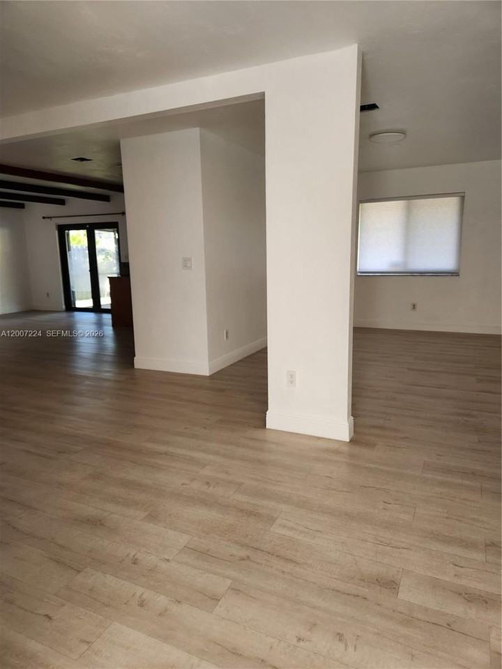 11025 Sw 138th Ct #11025 - Photo 7 of 21
