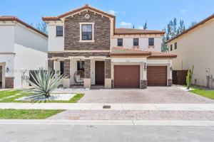 featured image of 9830 Nw 86th Ter