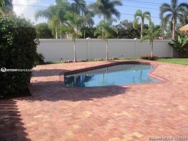13410 Nw 8th Ct #0 - Photo 3 of 20